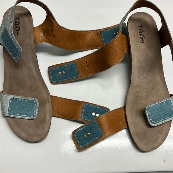 Taos Women’s Blue Textured Leather Velcro Two Strap Ankle Strap Wedge- 42 (10) - Picture 7 of 16